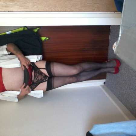 Plymouth, UK bi curious plymouth transvestite; Its all a game,and Im ready to play!;) pic
