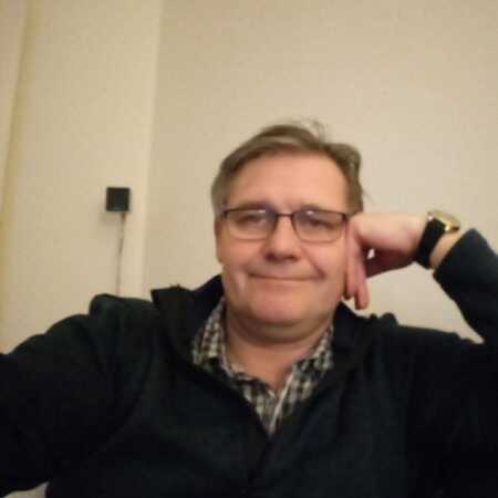 pive695