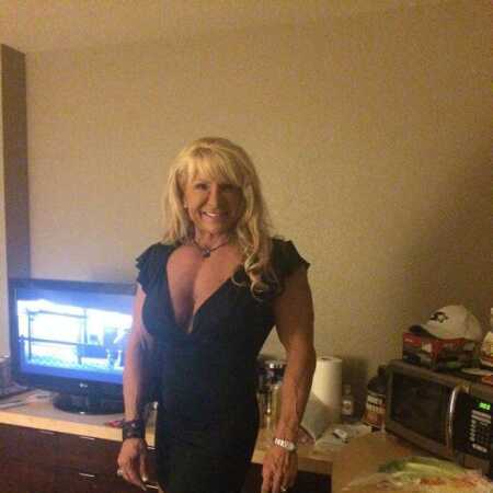 Queen Creek, USA Horny senior citizen Looking for hookups; Im looking to have some fun and possible long term image pic