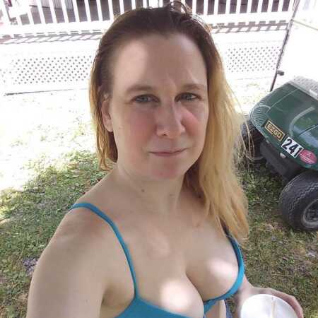 Greenville, USA Im available ; Looking for something fun!! See where it goes pic